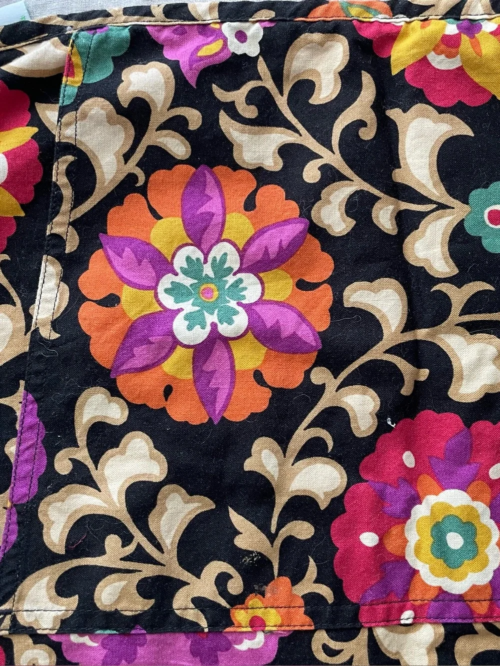 Vera Bradley Boho Floral Black Cotton Kitchen Bib Apron with Pockets Whimsical